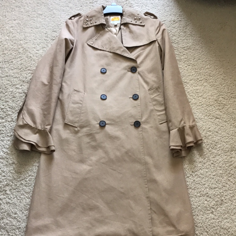 C&C California Tan Ruffle Jacket Size S - Picture 5 of 9